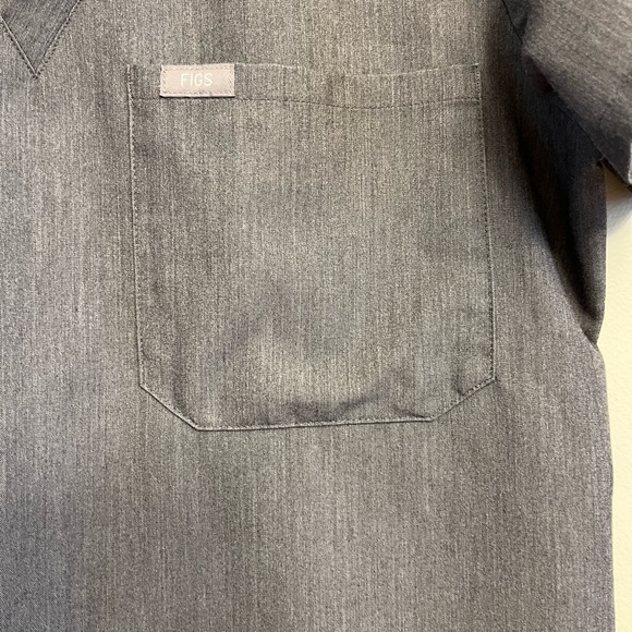 Gray Figs Scrub Set Size Medium - Picture 3 of 11